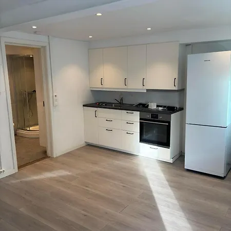 24 Sqm *